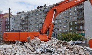 Вывоз строительного мусора с участка в Мценске недорого от 1553 руб. | 2Землекопа-Мцн